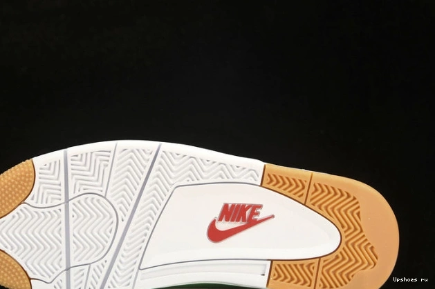 4 Pine DR5415-103 Green SB Jordan Retro    0910